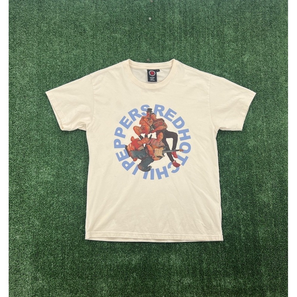Red Hot Chili Peppers Unlimited Love World Tour Beige Double-Sided Tee Size L
